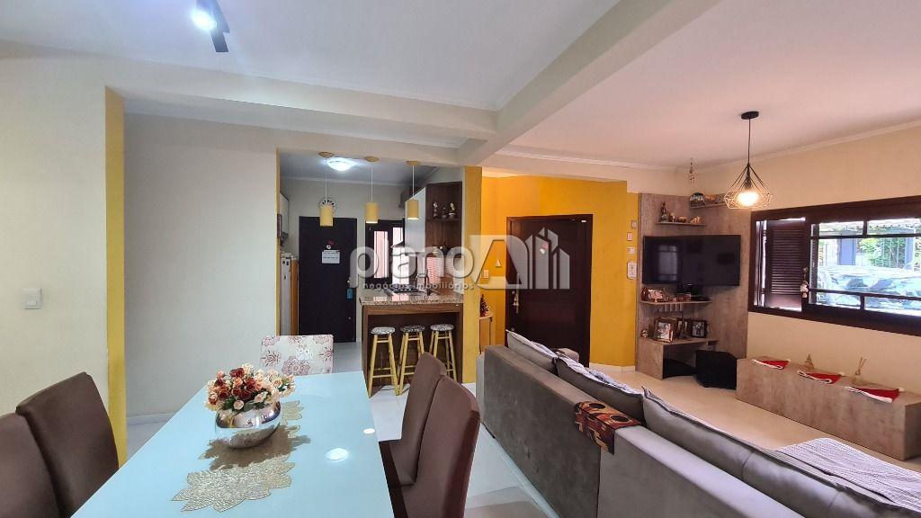 Venda de Casas / Padrão na cidade de Gravataí