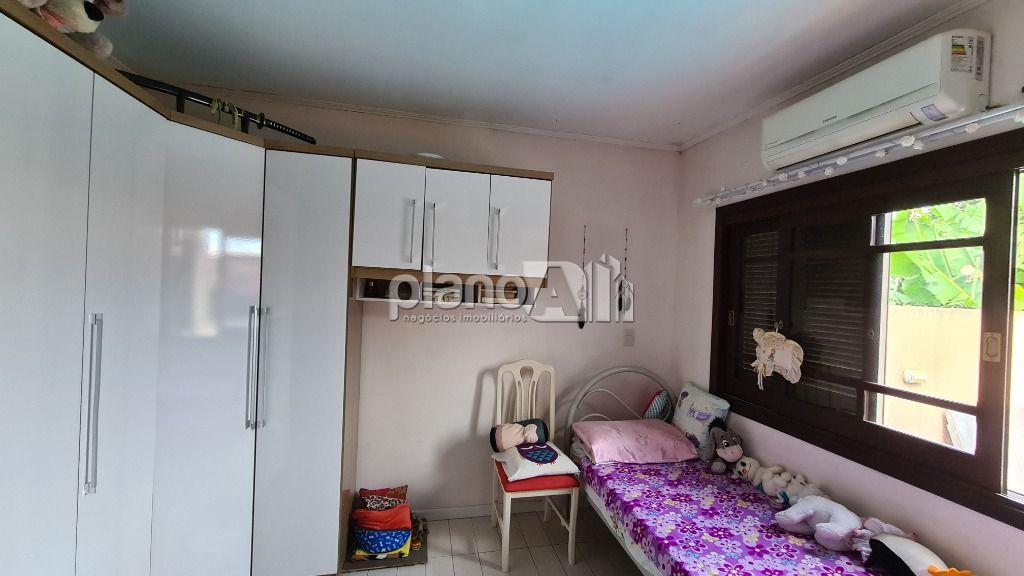 Venda de Casas / Padrão na cidade de Gravataí
