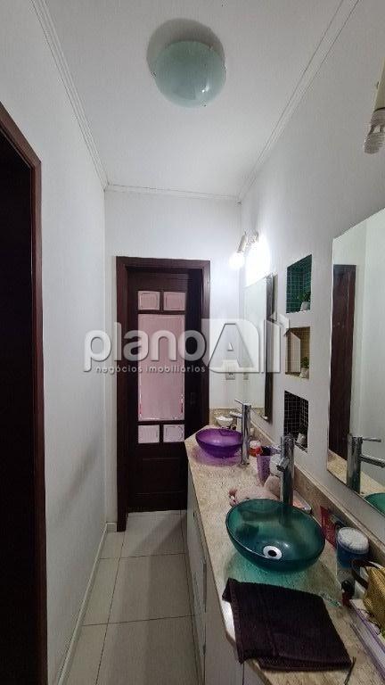Venda de Casas / Padrão na cidade de Gravataí