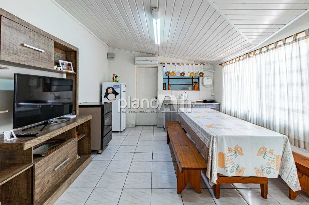 Venda de Casas / Padrão na cidade de Gravataí