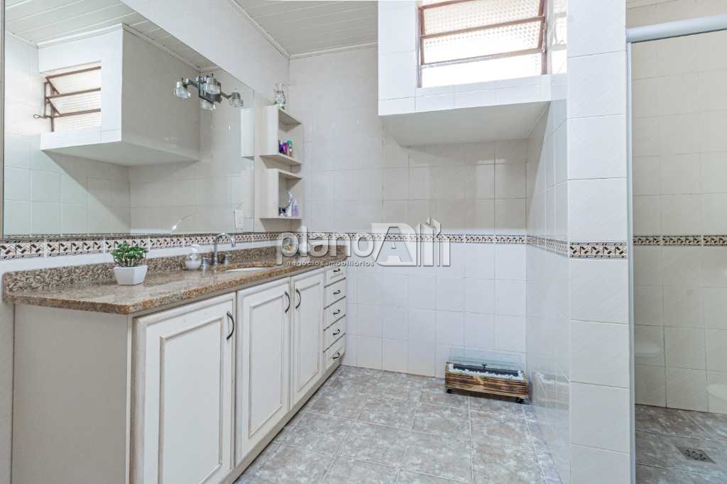 Venda de Casas / Padrão na cidade de Gravataí