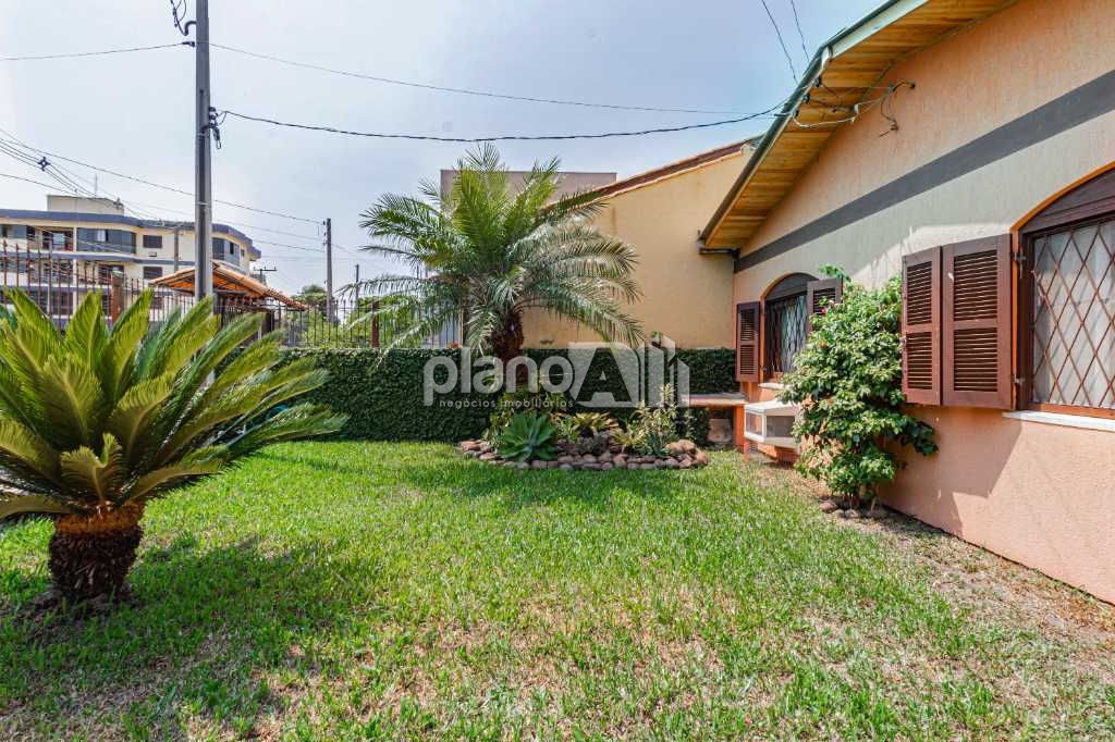 Venda de Casas / Padrão na cidade de Gravataí