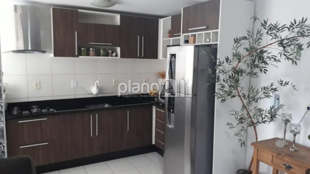 Venda de apartamentos / padrão na cidade de cachoeirinha