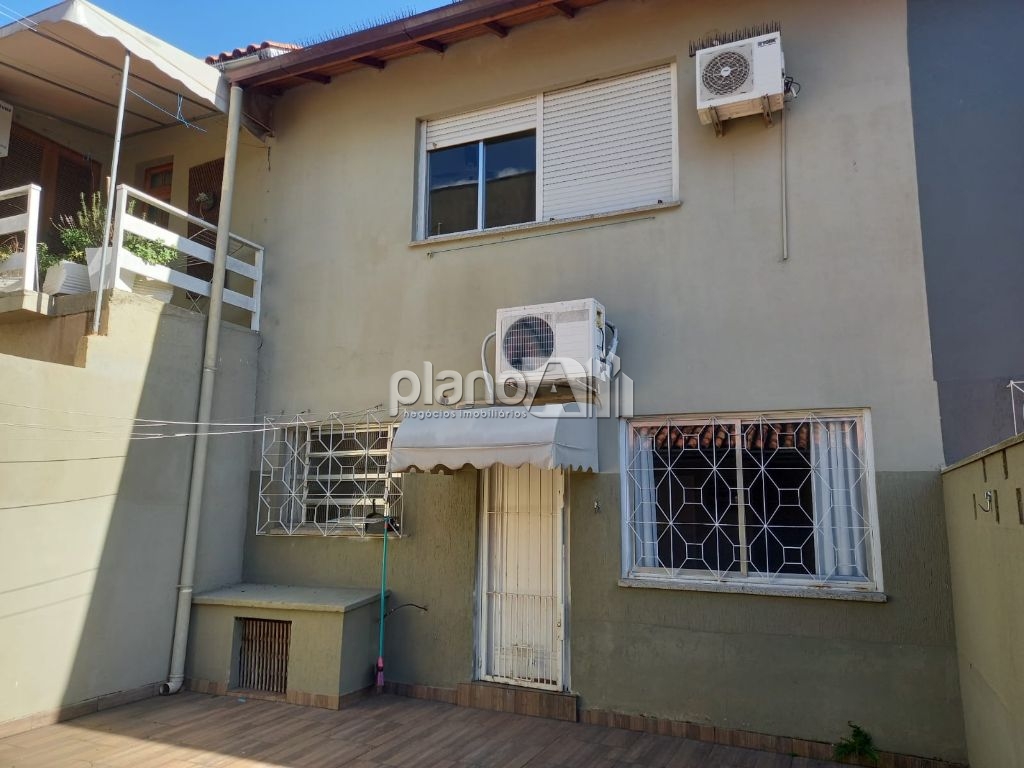 Venda de Casas / Padrão na cidade de Gravataí