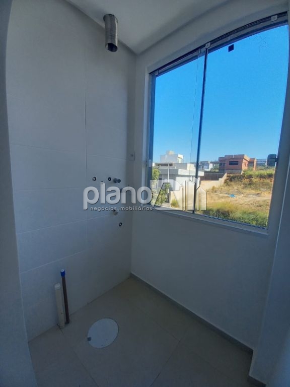 Venda de apartamentos / padrão na cidade de gravataí