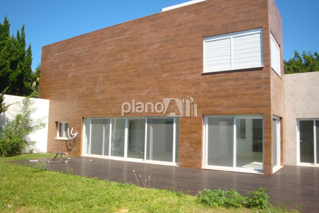 Venda de Casas / Padrão na cidade de Gravataí