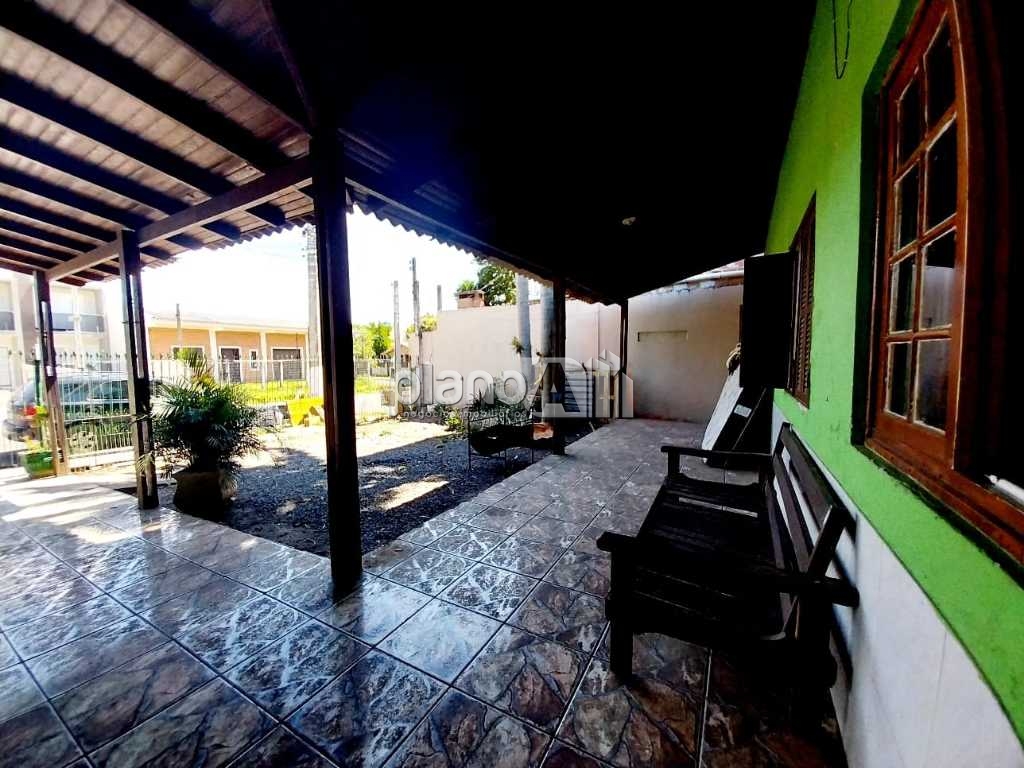 Venda de Casas / Padrão na cidade de Gravataí