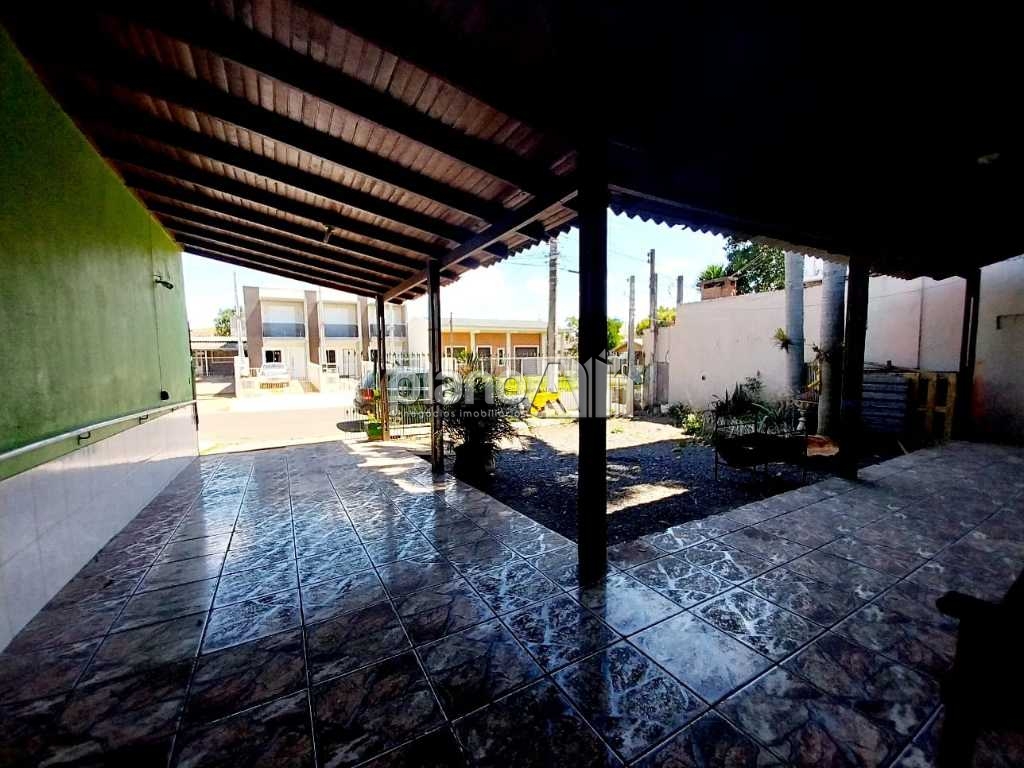 Venda de Casas / Padrão na cidade de Gravataí