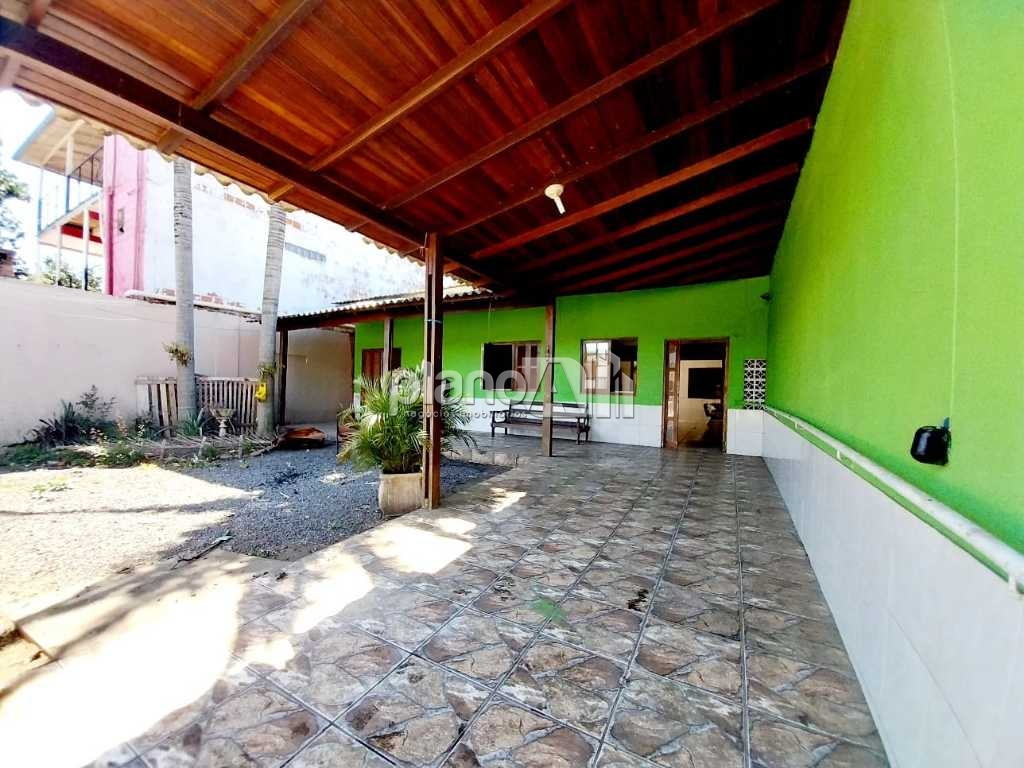Venda de Casas / Padrão na cidade de Gravataí