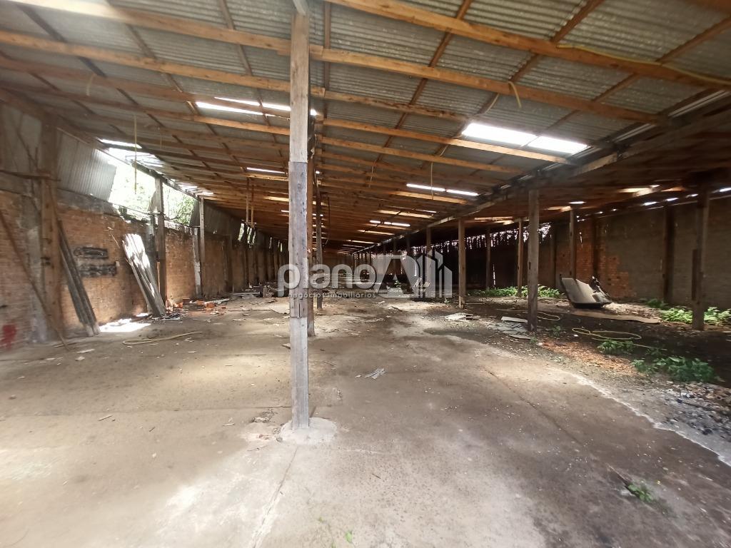 Locação de Comercial / Galpão na cidade de Gravataí