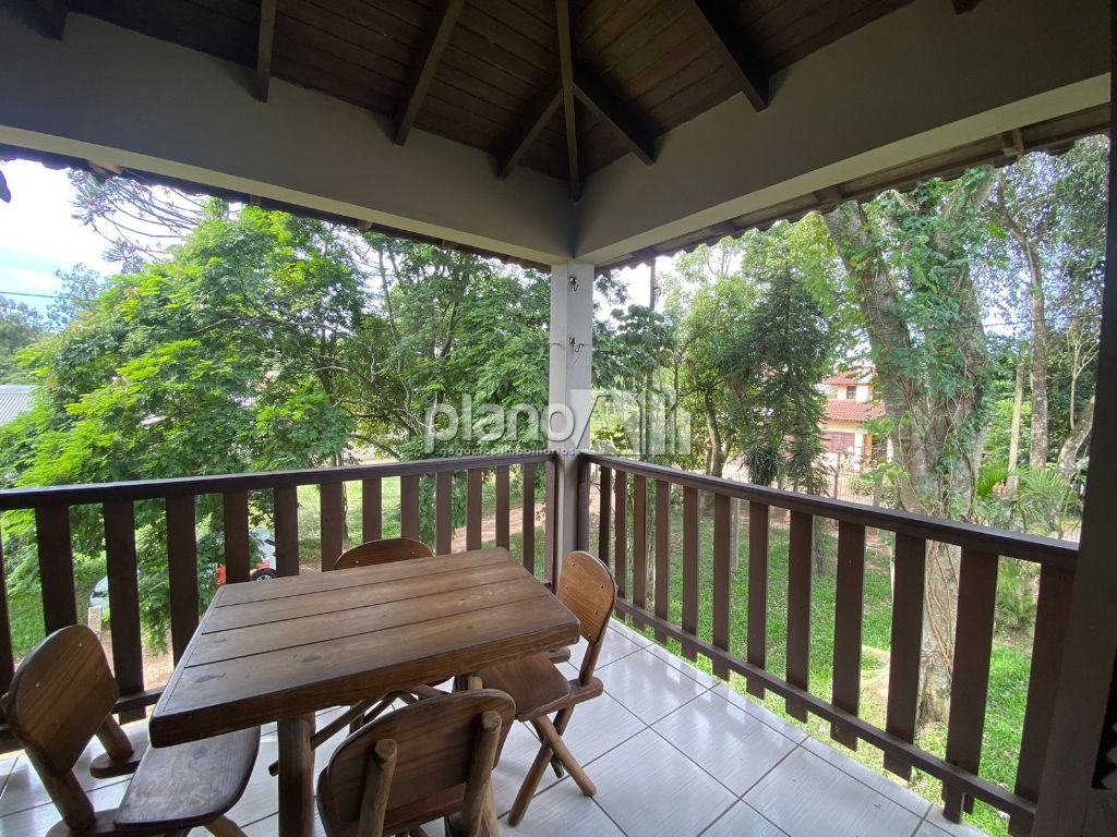 Venda de Casas / Padrão na cidade de Gravataí