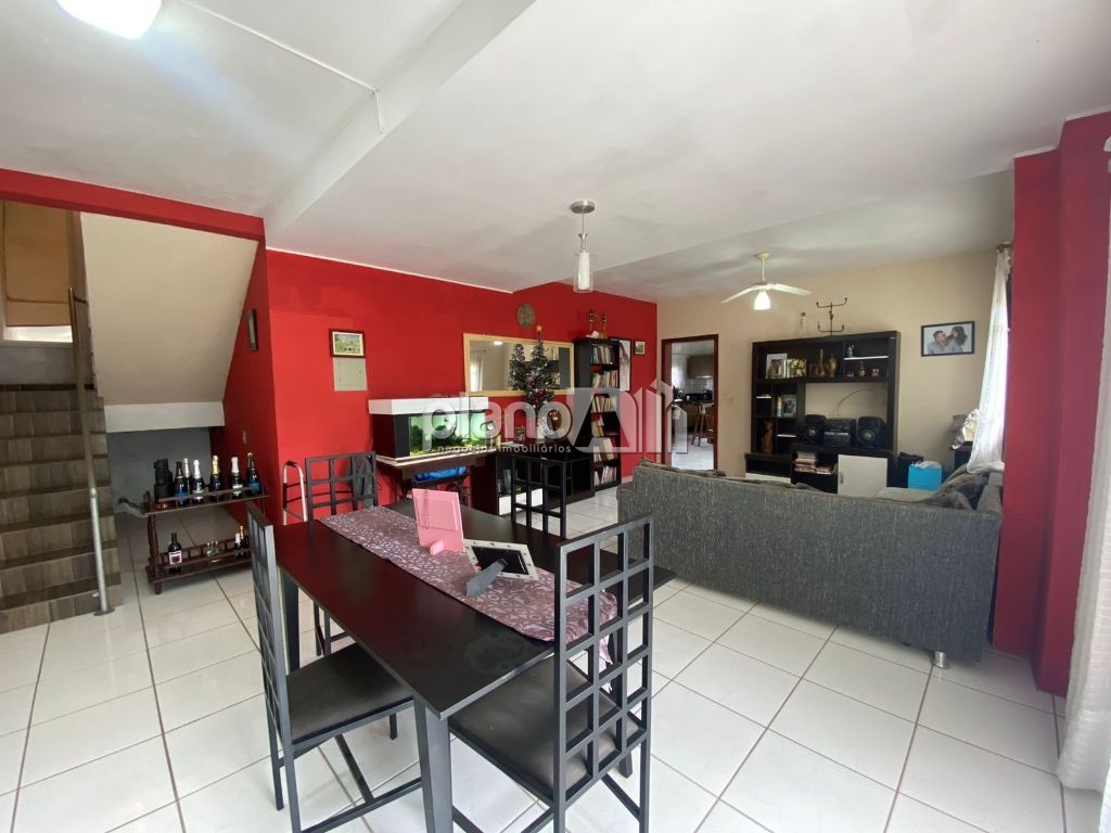 Venda de Casas / Padrão na cidade de Gravataí