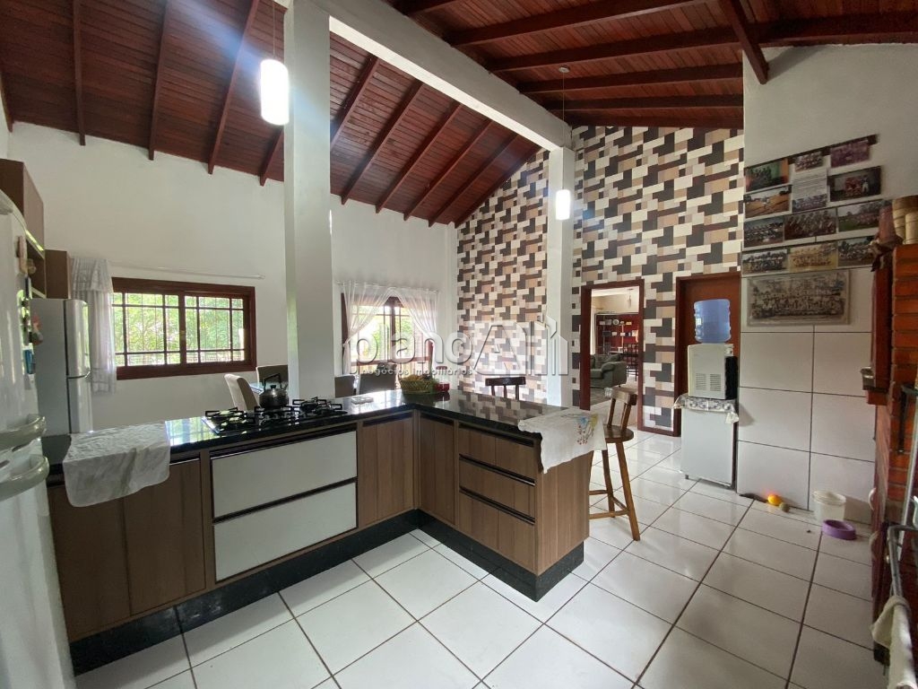 Venda de Casas / Padrão na cidade de Gravataí