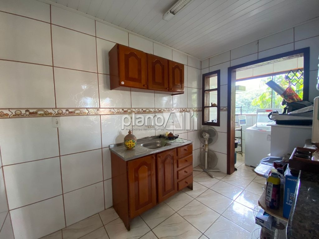 Venda de Casas / Padrão na cidade de Gravataí