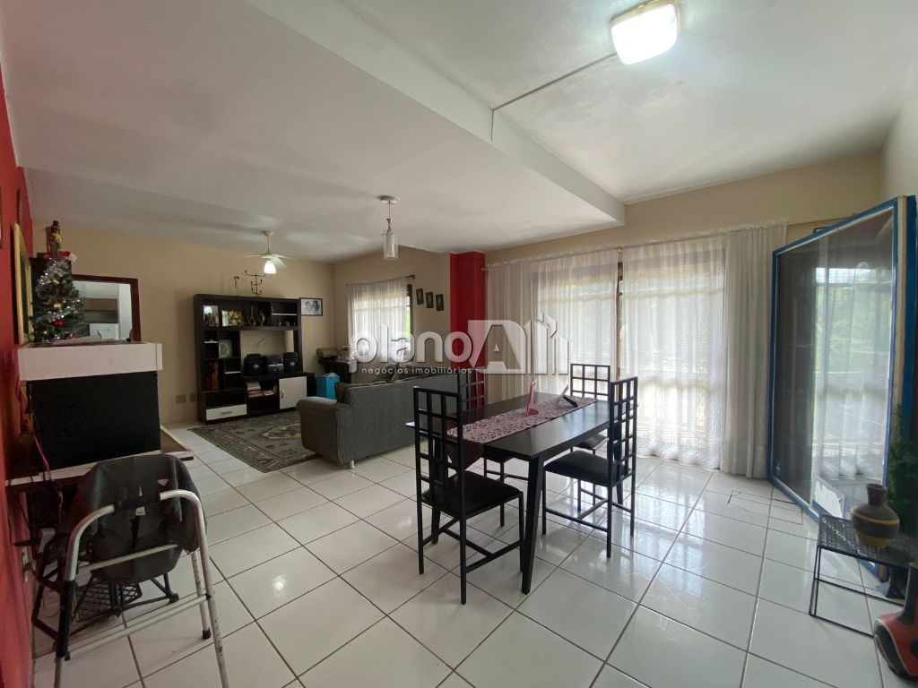 Venda de Casas / Padrão na cidade de Gravataí