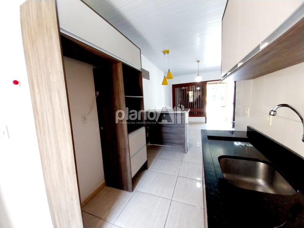 Venda de Casas / Padrão na cidade de Gravataí