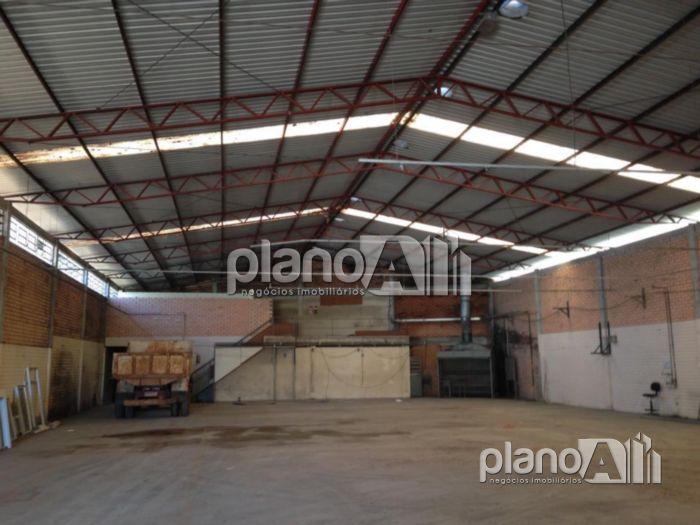 Locação de Comercial / Galpão na cidade de Gravataí