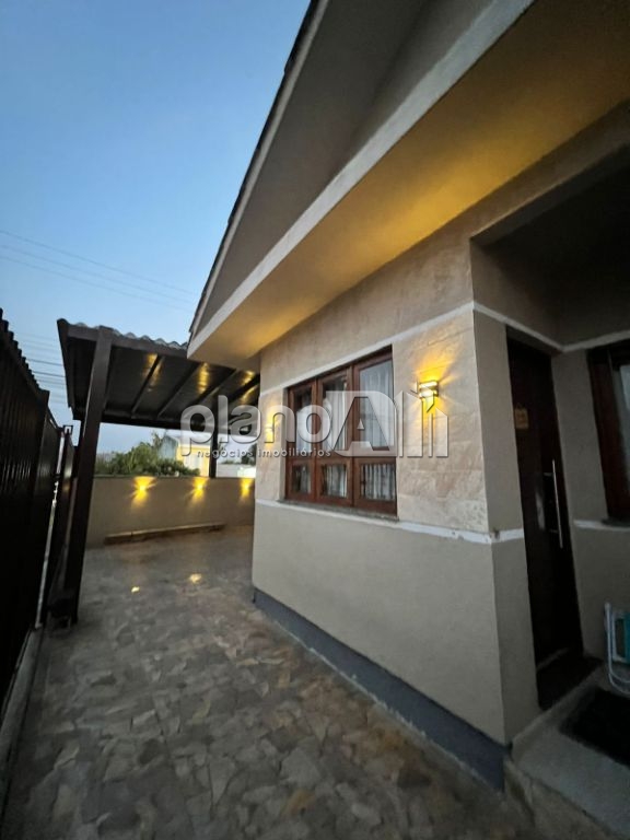 Venda de Casas / Padrão na cidade de Gravataí