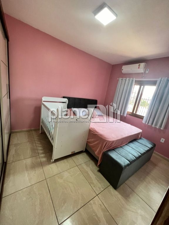 Venda de Casas / Padrão na cidade de Gravataí