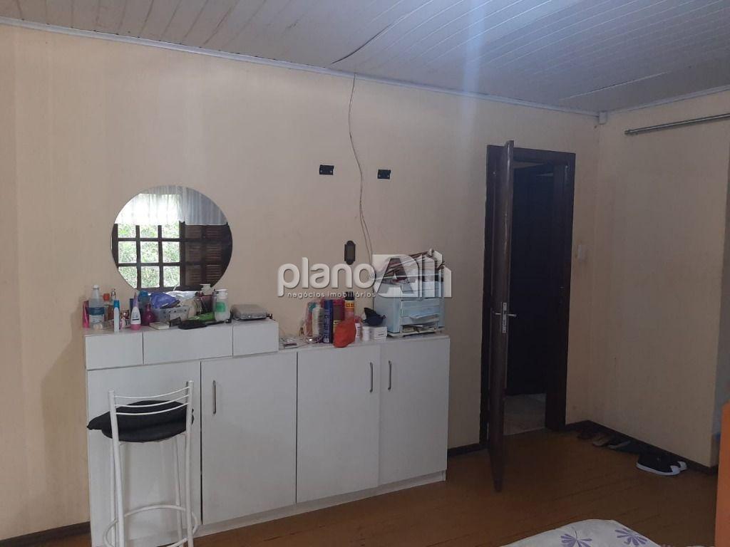 Venda de Casas / Padrão na cidade de Gravataí