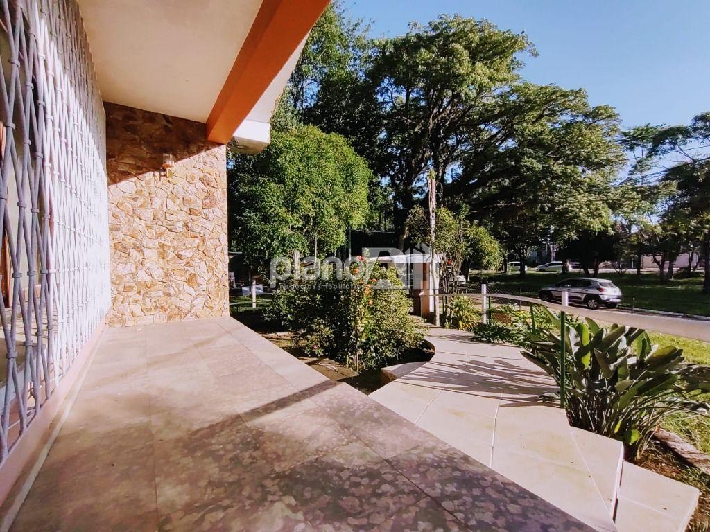 Venda de Casas / Comercial na cidade de Gravataí