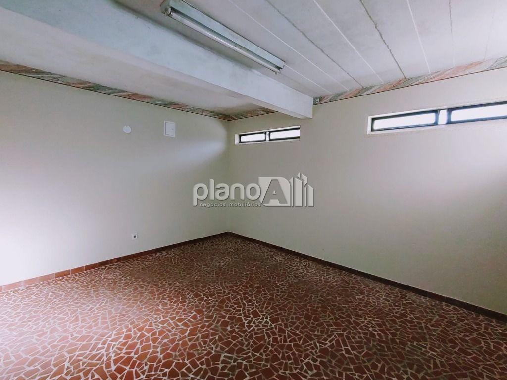 Venda de Casas / Comercial na cidade de Gravataí