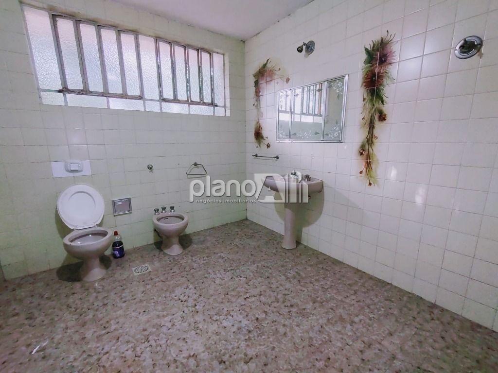 Venda de Casas / Comercial na cidade de Gravataí