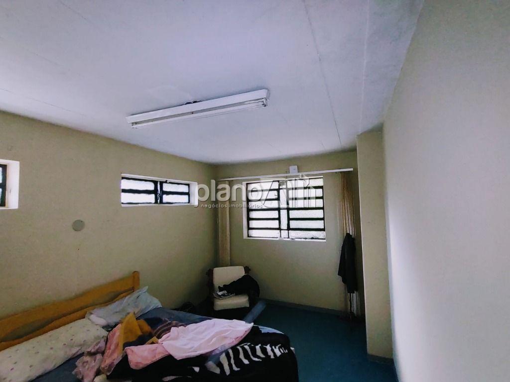 Venda de Casas / Comercial na cidade de Gravataí