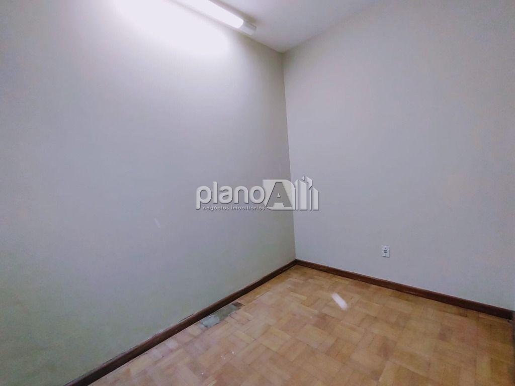 Venda de Casas / Comercial na cidade de Gravataí