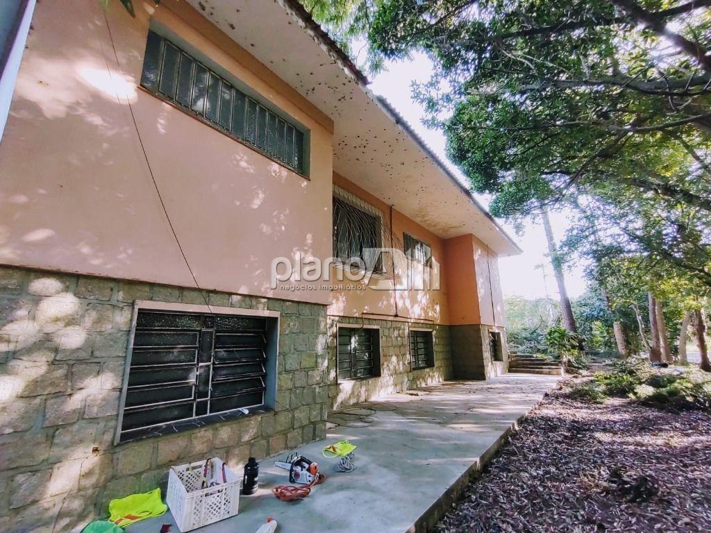 Venda de Casas / Comercial na cidade de Gravataí