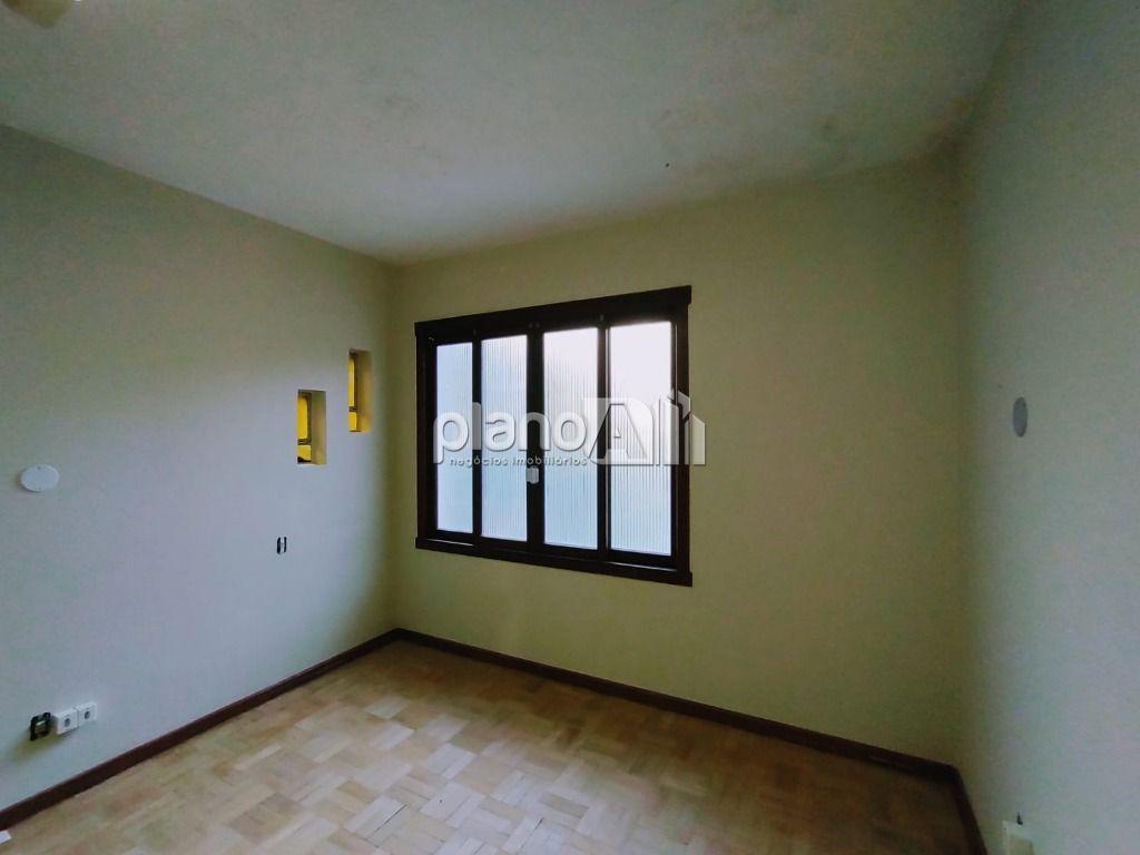 Venda de Casas / Comercial na cidade de Gravataí