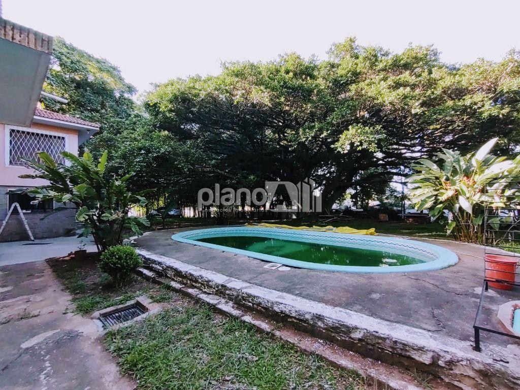Venda de Casas / Comercial na cidade de Gravataí