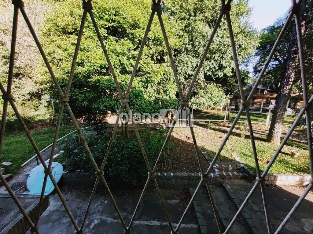 Venda de Casas / Comercial na cidade de Gravataí