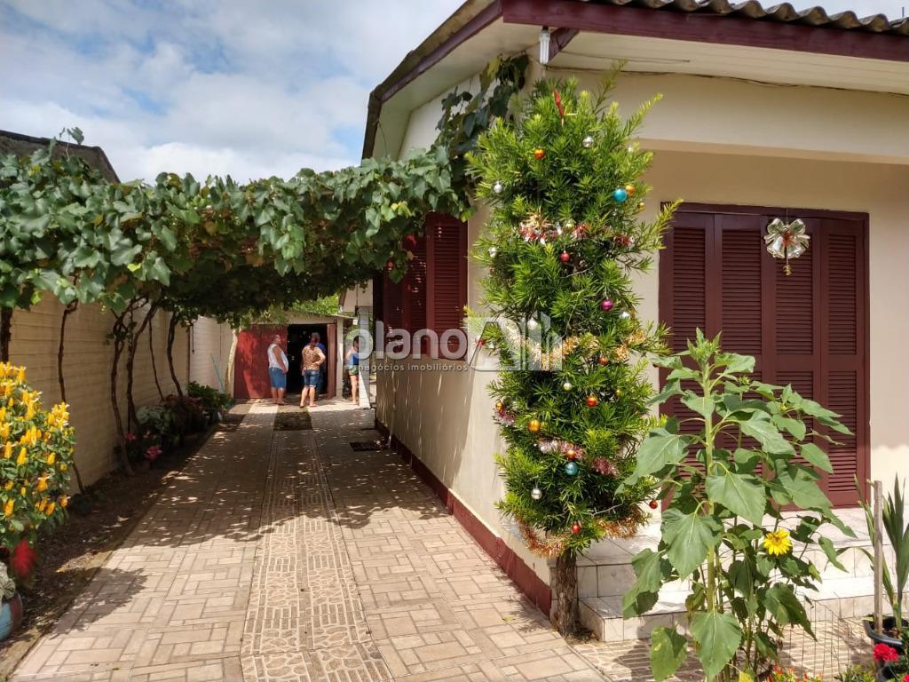 Venda de Casas / Padrão na cidade de Gravataí
