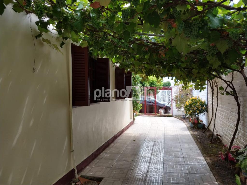Venda de Casas / Padrão na cidade de Gravataí
