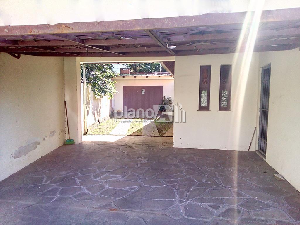 Venda de Casas / Comercial na cidade de Gravataí