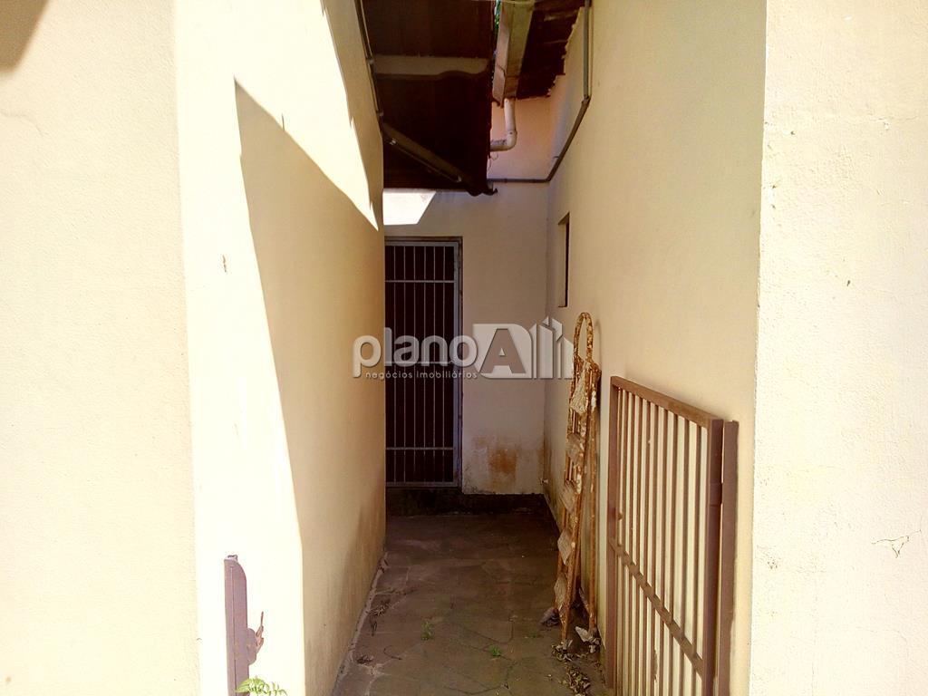 Venda de Casas / Comercial na cidade de Gravataí