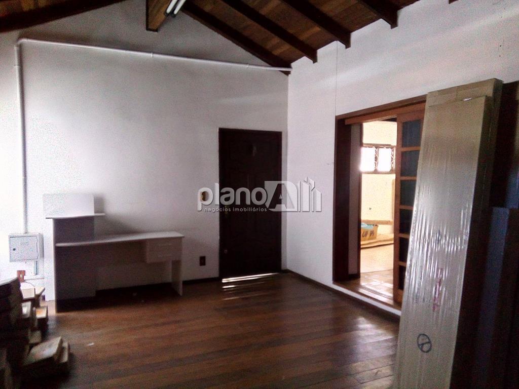 Venda de Casas / Comercial na cidade de Gravataí