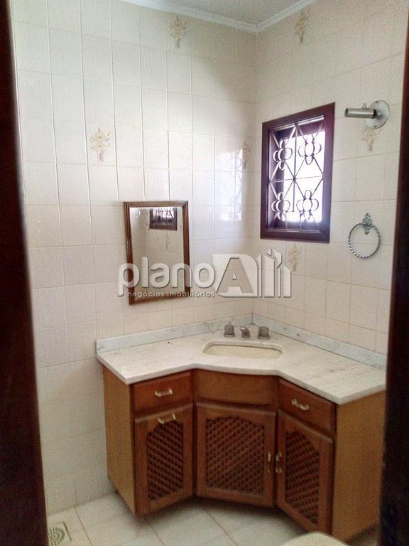 Venda de Casas / Comercial na cidade de Gravataí