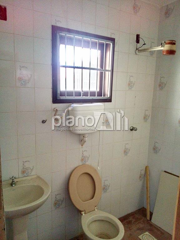 Venda de Casas / Comercial na cidade de Gravataí