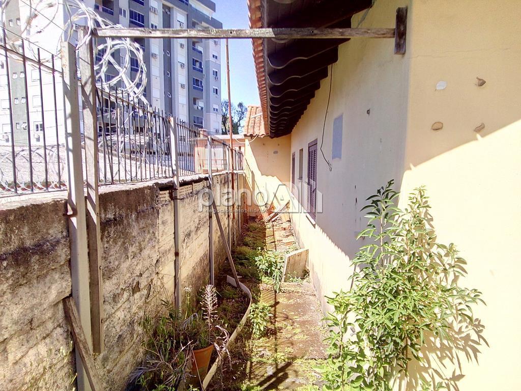 Venda de Casas / Comercial na cidade de Gravataí