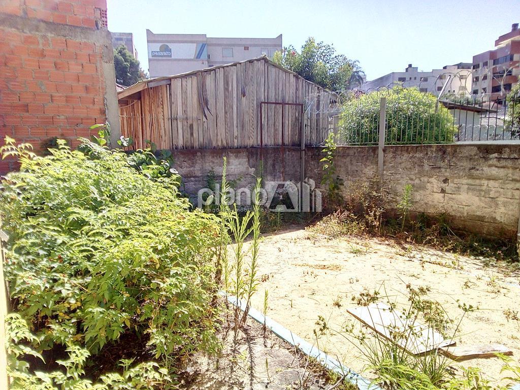 Venda de Casas / Comercial na cidade de Gravataí