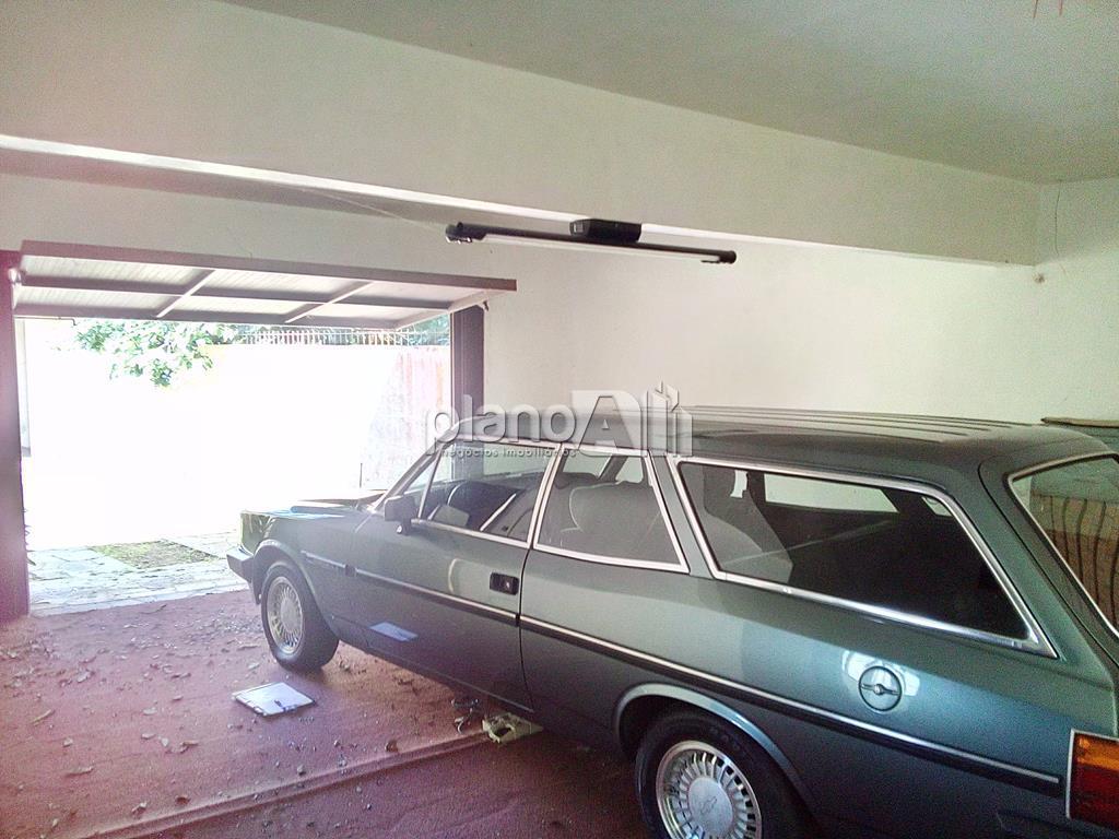 Venda de Casas / Comercial na cidade de Gravataí