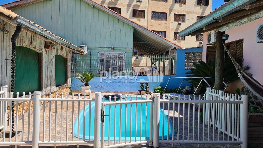 Venda de Casas / Padrão na cidade de Gravataí