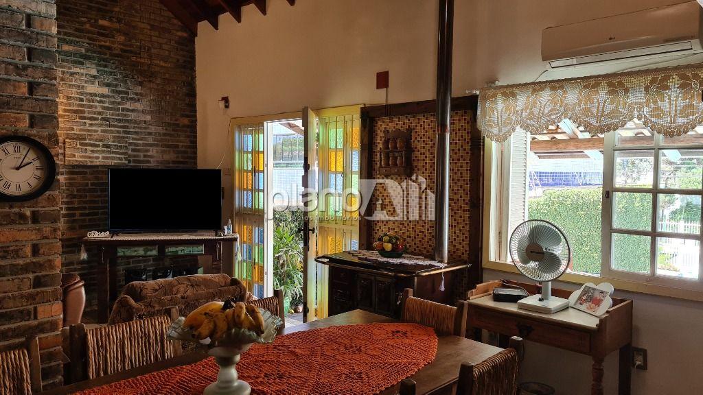 Venda de Casas / Padrão na cidade de Gravataí