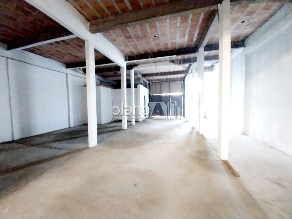 Locação de comercial / galpão na cidade de gravataí