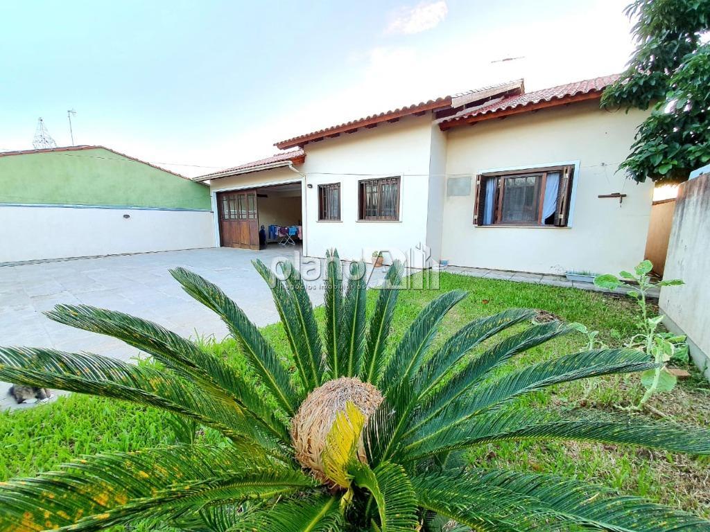 Venda de Casas / Padrão na cidade de Gravataí