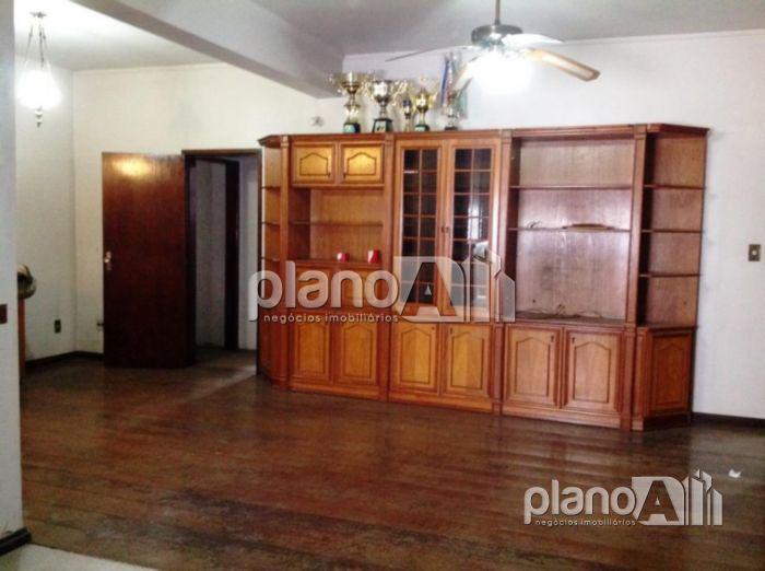 Locação de Casas / Comercial na cidade de Gravataí