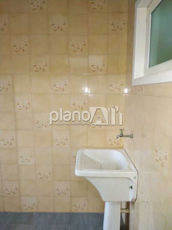 Locação de Casas / Padrão na cidade de Gravataí