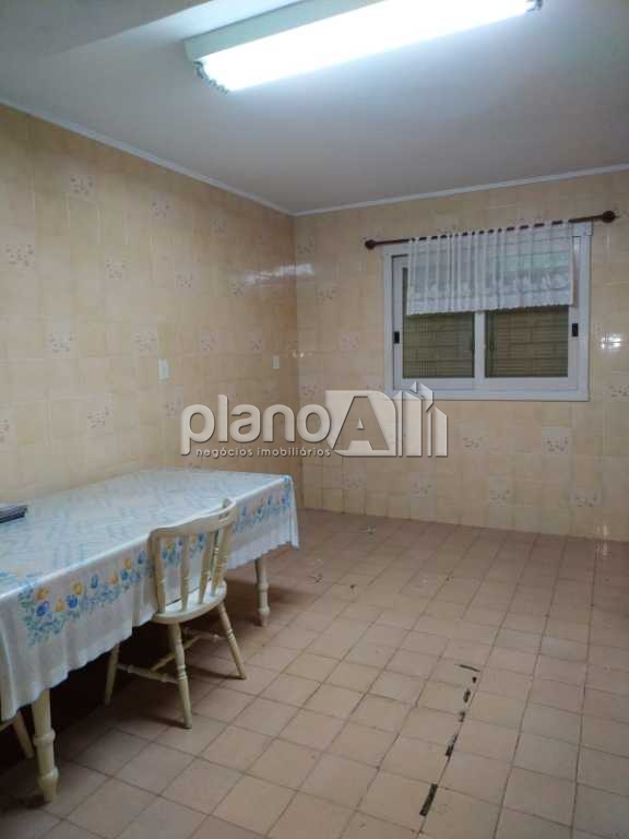 Locação de Casas / Padrão na cidade de Gravataí